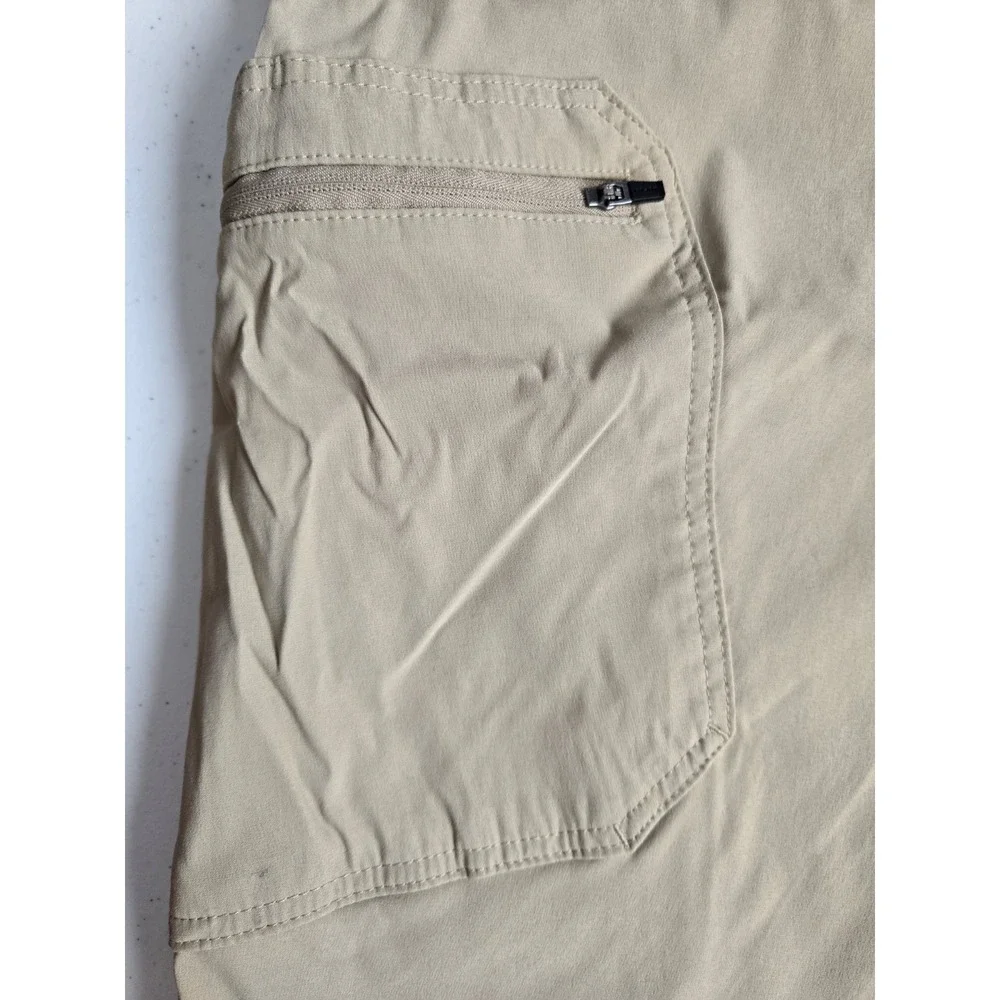 Eddie Bauer Men's Size 42 Tan‎ Beige Activewear Outdoors Zip Pocket Cargo Shorts
